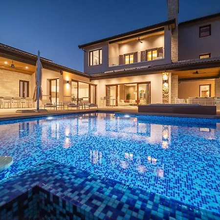 Elea, New Deluxe Golf At Aphrodite Hills - 6 Bedrooms, 7 Bathrooms Куклия