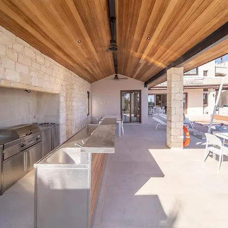 Elea, New Deluxe Golf At Aphrodite Hills - 6 Bedrooms, 7 Bathrooms Вилла