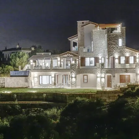 Elea, New Deluxe Golf At Aphrodite Hills - 6 Bedrooms, 7 Bathrooms Kouklia