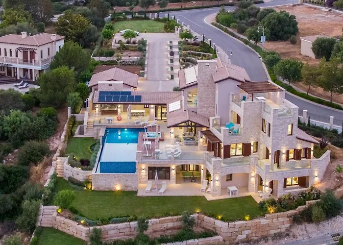 Vilă Elea, New Deluxe Golf At Aphrodite Hills - 6 Bedrooms, 7 Bathrooms