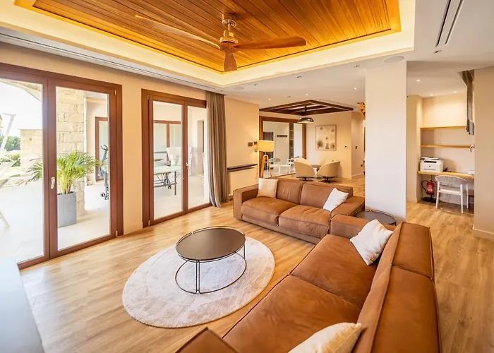 Vila Elea, New Deluxe Golf At Aphrodite Hills - 6 Bedrooms, 7 Bathrooms *