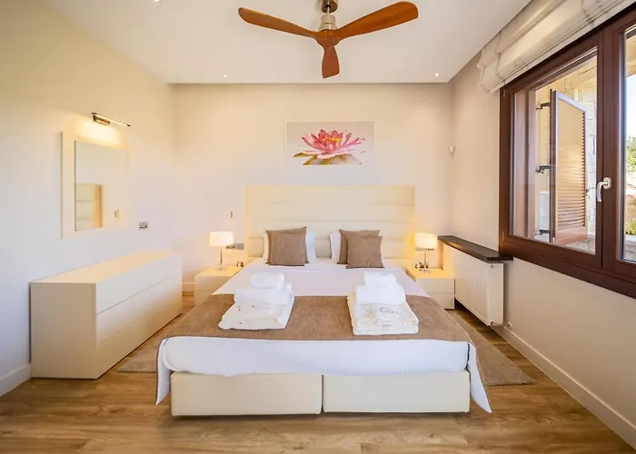 Elea, New Deluxe Golf At Aphrodite Hills - 6 Bedrooms, 7 Bathrooms Kouklia