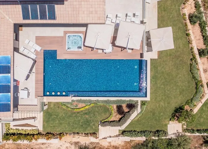 Elea, New Deluxe Golf At Aphrodite Hills - 6 Bedrooms, 7 Bathrooms Vila