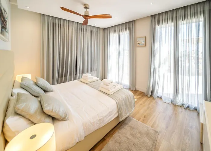 Elea, New Deluxe Golf At Aphrodite Hills - 6 Bedrooms, 7 Bathrooms * Kouklia